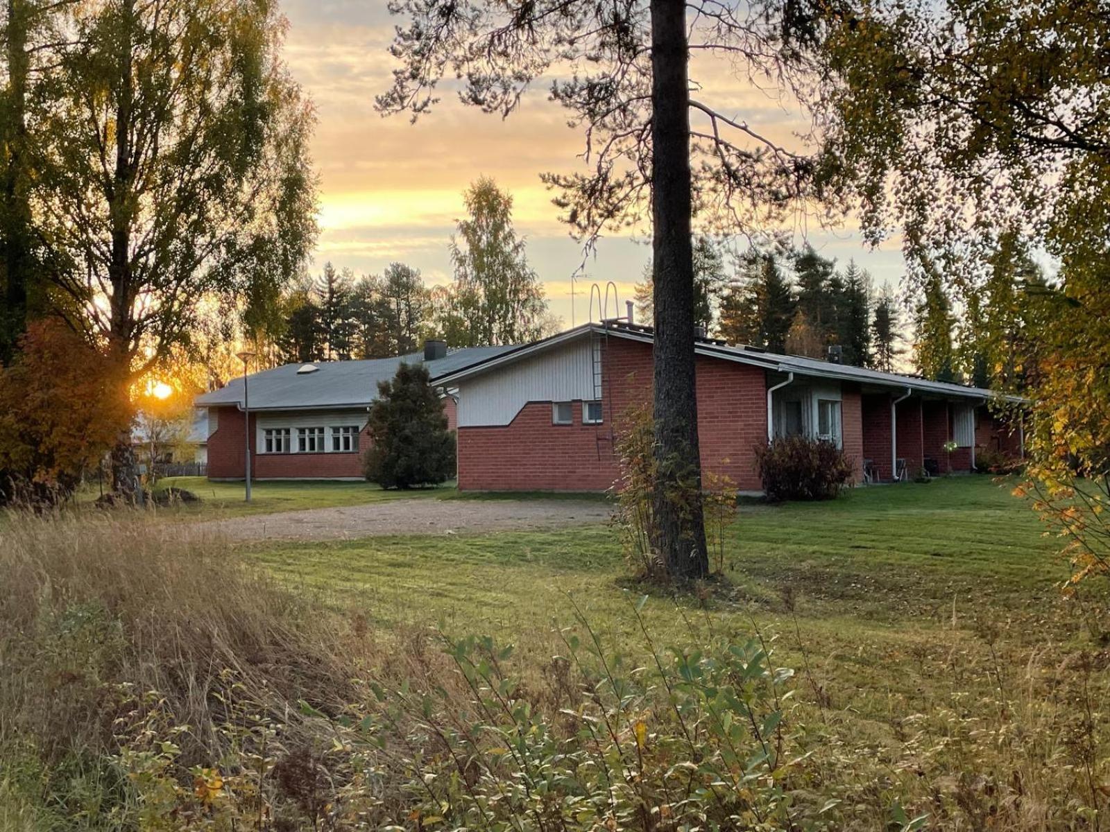 Hotelli Ravintola Tiilikka Rautavaara Bagian luar foto
