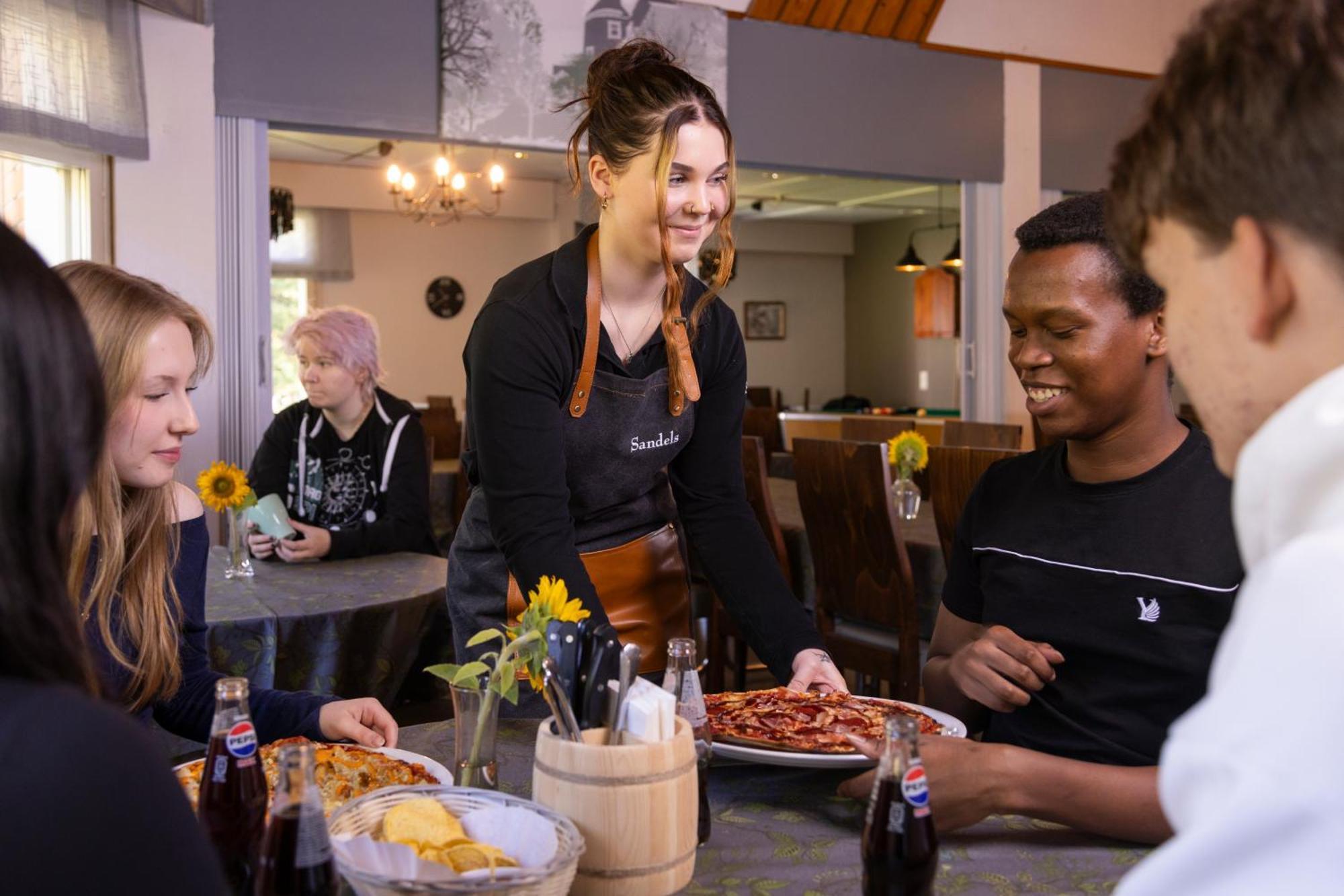 Hotelli Ravintola Tiilikka Rautavaara Bagian luar foto